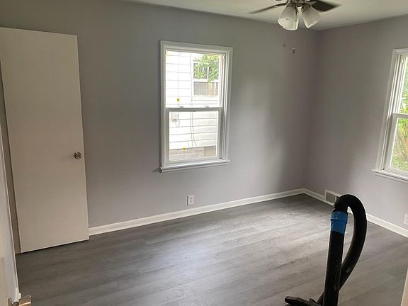 5th image of 1404 N Jefferson St