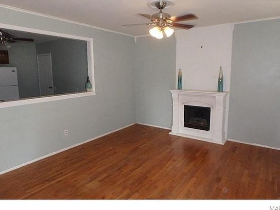 2nd image of 2560 Valley Brook Dr