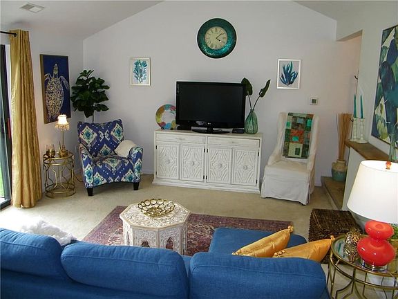 5th image of 26-5 Great Wood Ct