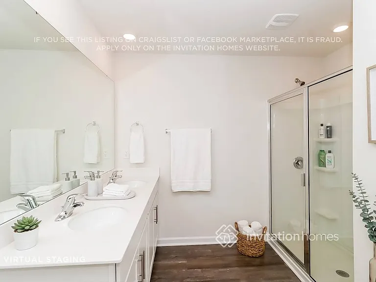 118 Clinton Ct — Photo 14