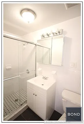 Rented by Bond New York | media 10