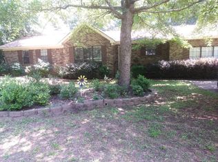 118 Bradley Dr, Thomaston, GA 30286