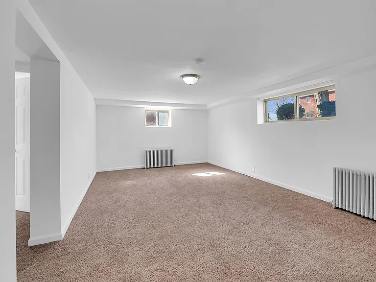 50 Virginia Dr #10 — Photo 2