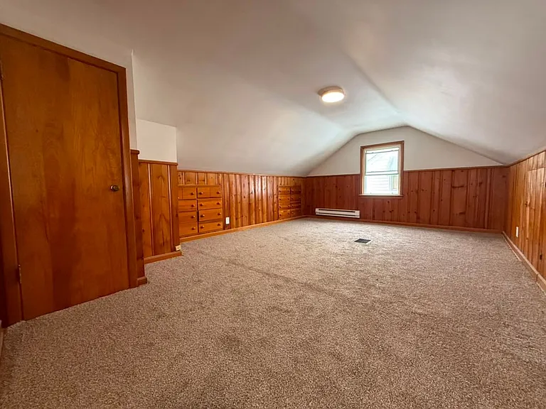 16011 Maplewood Ave — Photo 13