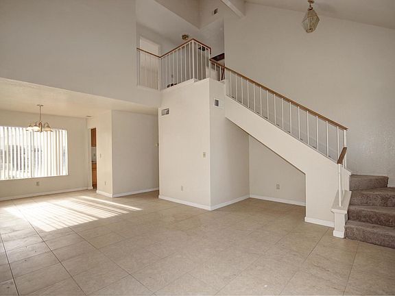 2nd image of 3120 Nicole St