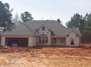 221 Jasmine Ln, Lagrange, GA 30241