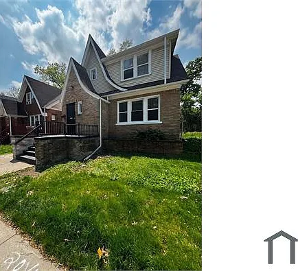 5 bed, 1420 sqft, $1,800 — Photo 2