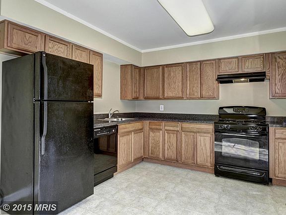 3rd image of 248 Nathan Way #248