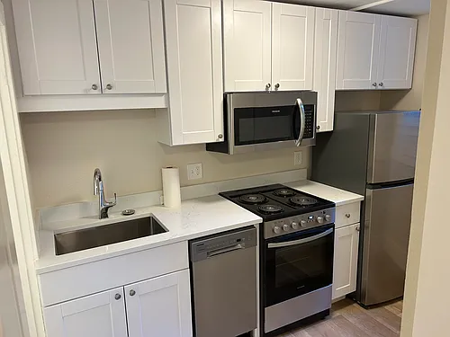 2125 8th Ave W Photo 1