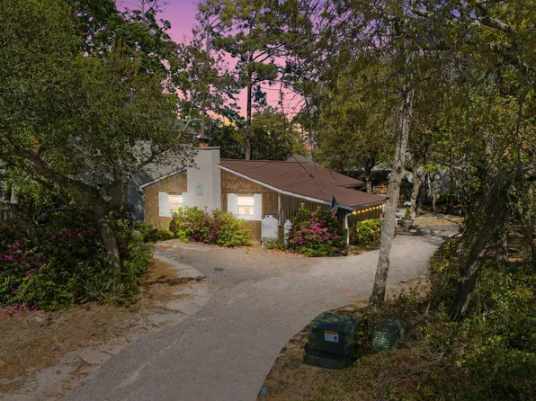 306 NE 55th Street, Oak Island, NC 28465