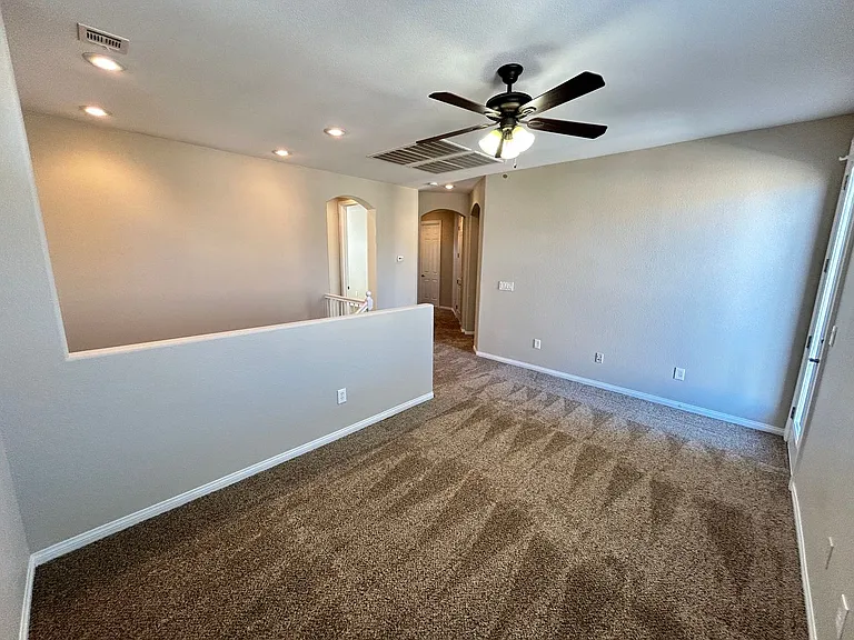 10743 Knickerbocker Ave — Photo 15