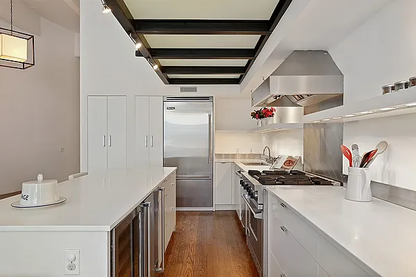 Sold by Citi Habitats | media 3