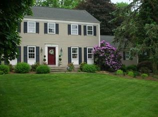 6 Cedar Waxwing Rd, Hackettstown, NJ 07840