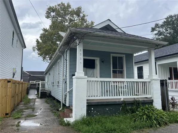 8335 Hickory St, New Orleans, LA 70118