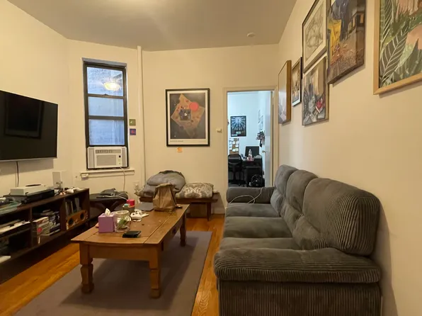 1716 2nd Ave APT 3C, New York, NY 10128