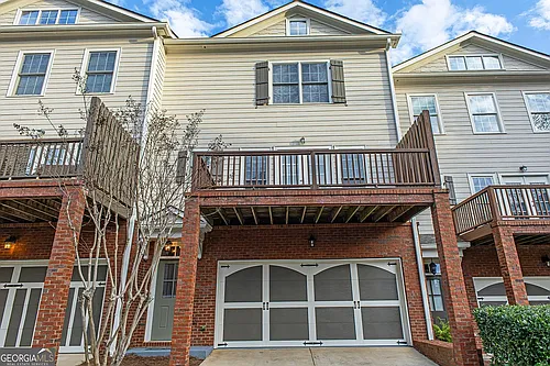 903 Lexington Vlg Photo 1
