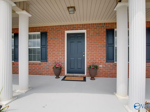 4th image of 5401 Frankford Dr SE