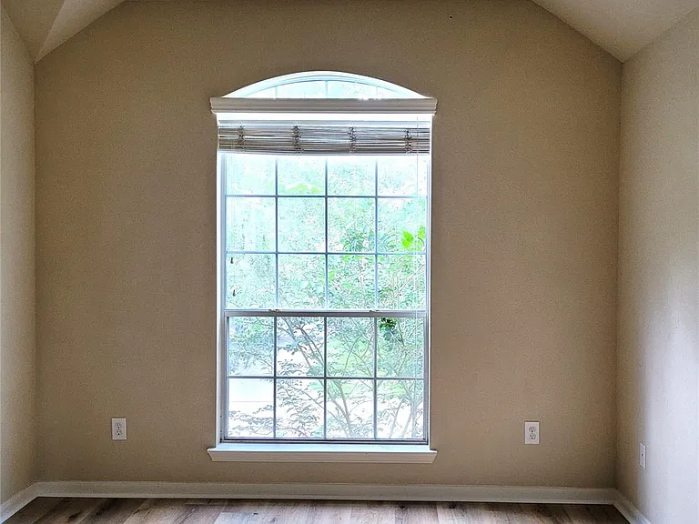 26319 Longview Creek Dr — Photo 39