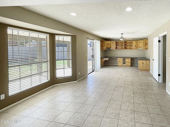 4th image of 18251 N 39TH Drive
