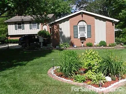 5655 Winton Rd photo 1