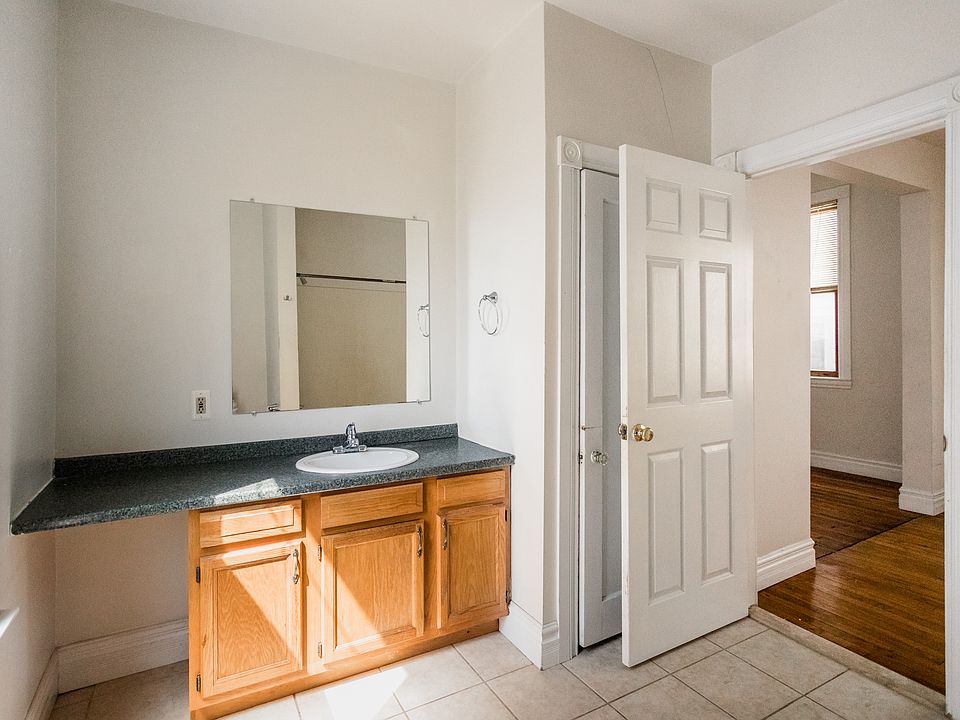 1337 Bagley St #1, photo 12