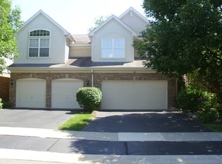 1745 Brookwood Rd, Lisle, IL 60532