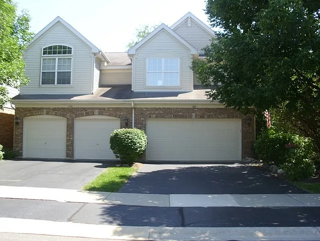 1745 Brookwood Rd photo 1