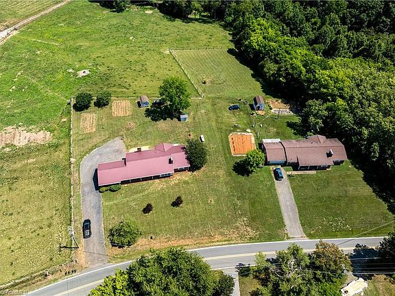 5th image of 5800 Bethel Rd