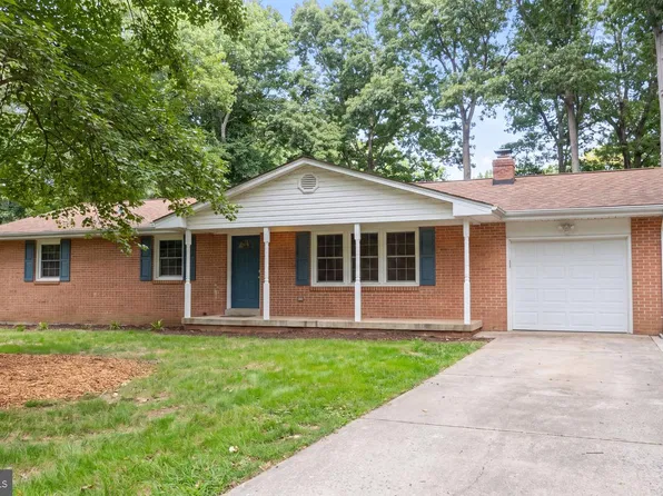 9470 Bland St, Waldorf, MD 20603