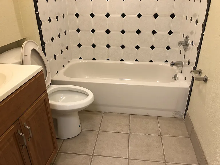 704 Brinton Ave #I — Photo 16