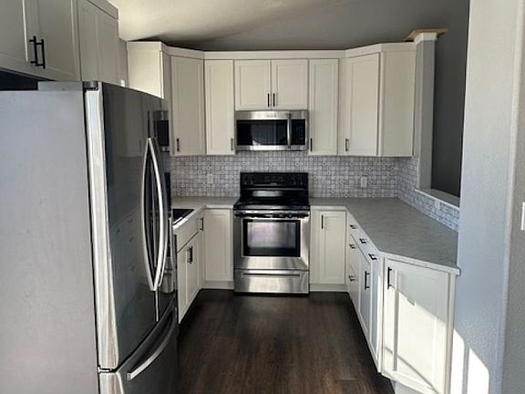 4th image of 662 S Bayfield Ave
