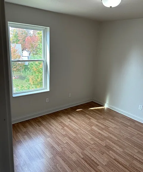 6884 Lexington Dr — Photo 7