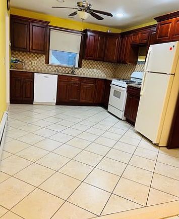 4th image of 26 Doris Ave