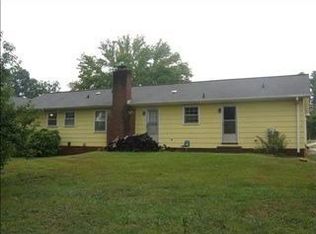 102 Tennyson Ct, Spartanburg, SC 29301