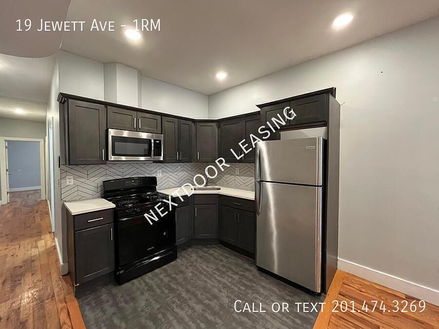1st image of 19 Jewett Ave APT 1