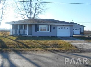 419 W Jackson St, Cuba, IL 61427