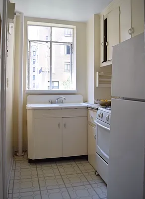 Sold by Orsid Realty Corp | media 8