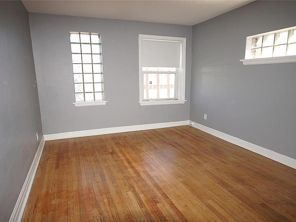 3rd image of 4946 Kemper Ave