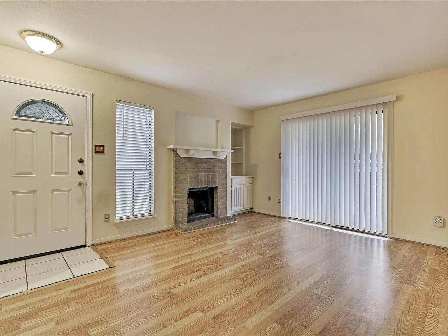 1 bed, 1.0 bath, 650 sqft, $1,100 — Photo 4