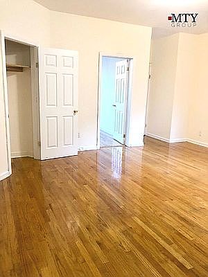 2nd image of 2808 Crescent St APT 12