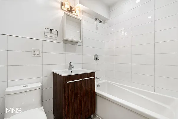 Rented by MNS | media 26