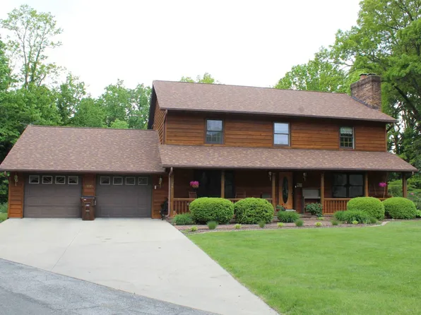 405 Ellison St, Carlinville, IL 62626