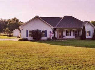 8 Golden Meadows Dr, Vilonia, AR 72173