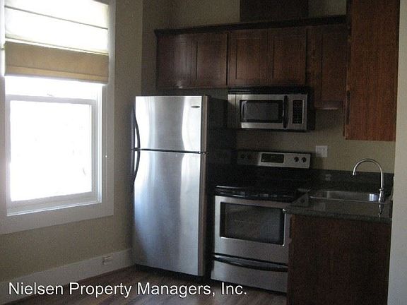 4th image of 1125 F St APT 05