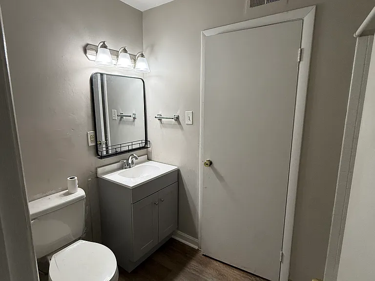 4911 Rosalind Ct — Photo 22