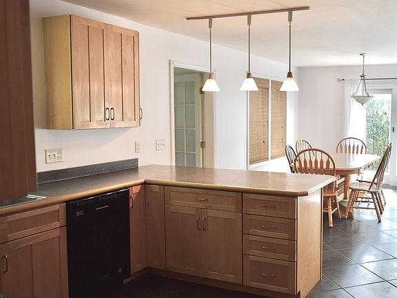 4th image of 88 Aten Road