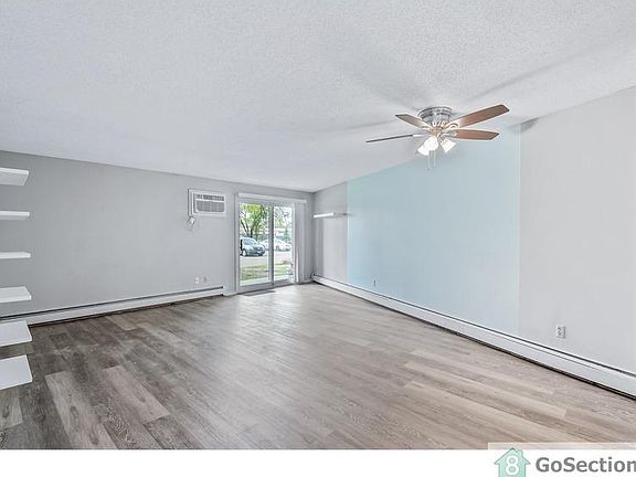 5th image of 2930 Blaisdell Ave APT 115