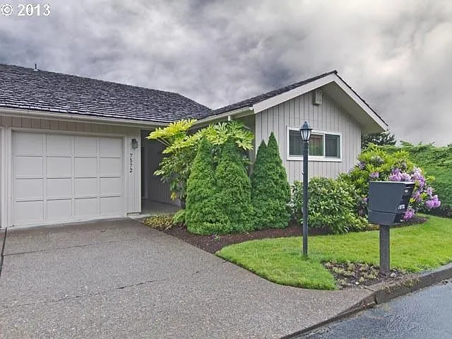 7572 SW Clear Hills Dr photo 1