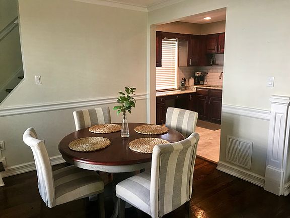 4th image of 6981 Bramble Hill Dr
