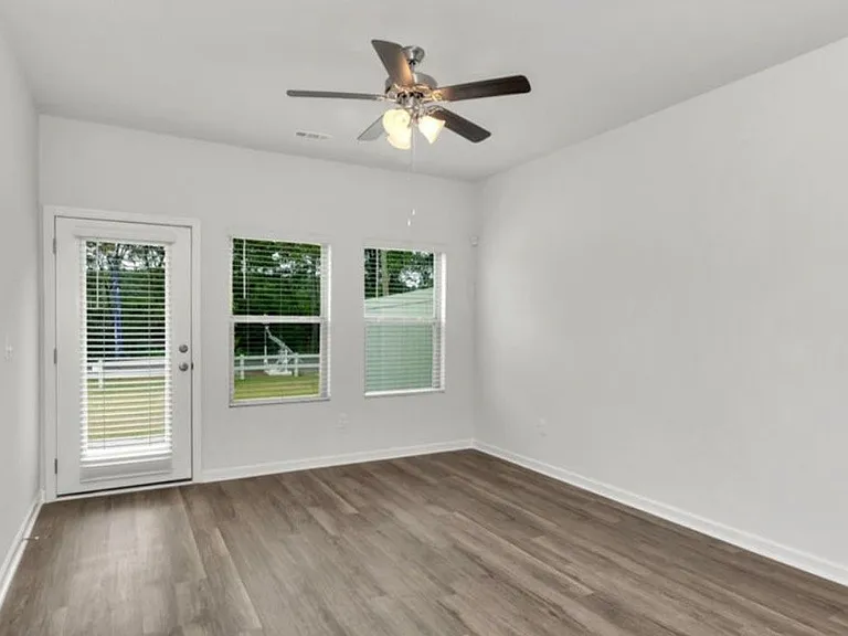 217 Bay Pine Dr — Photo 11